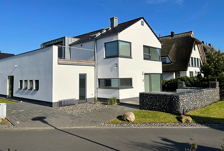 Fewo Wind_Straßenseite.jpg