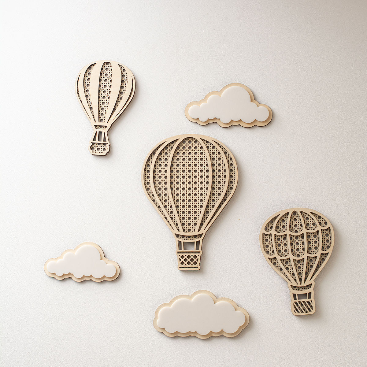 Holz Ballon & Wolken Set – Deko fürs Babyzimmer