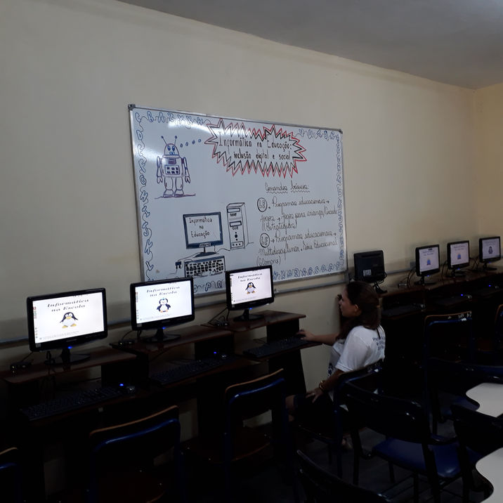 Visitas Técnicas e estruturação dos laboratórios de informática - Mês de abril