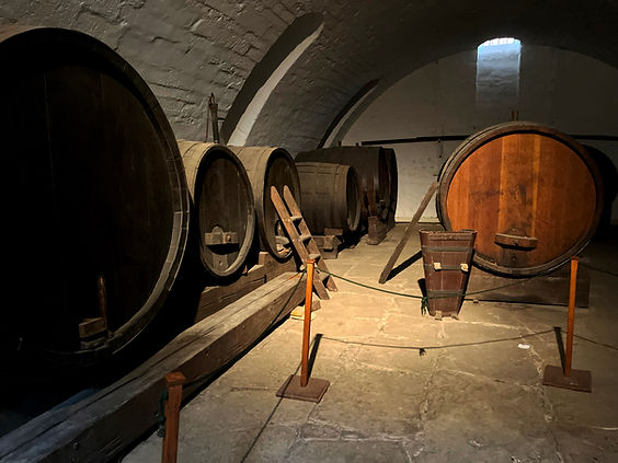 WineCeller1.jpg