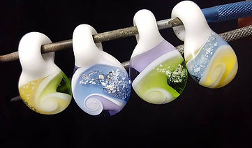 Memorial Glass Art | Glass Art Memorials | Glass with Ashes | Ashes into Glass | Cremation Ash Jewelry | Glass Cremation Jewelry