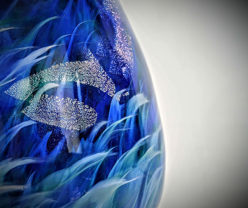 Thumbnail: Colorful Glass Urn