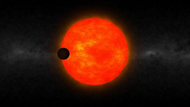 Gas Giant Next To Tiny Star
