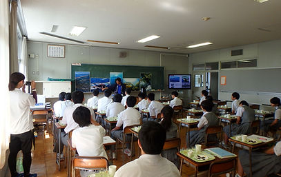 小学校の食育教室の様子