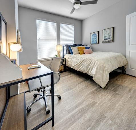 Fully Furnished Bedroom With Desk - Ole Miss Off-Campus Apartments