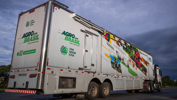 Roteiro da Carreta Agro pelo Brasil em SC inicia no Campo Agroacelerador da Cooperja