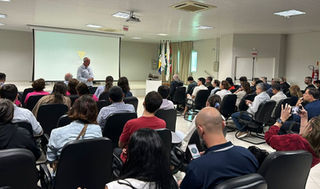 Representantes de cinco países visitam a Cooperja em agenda sobre arroz sustentável