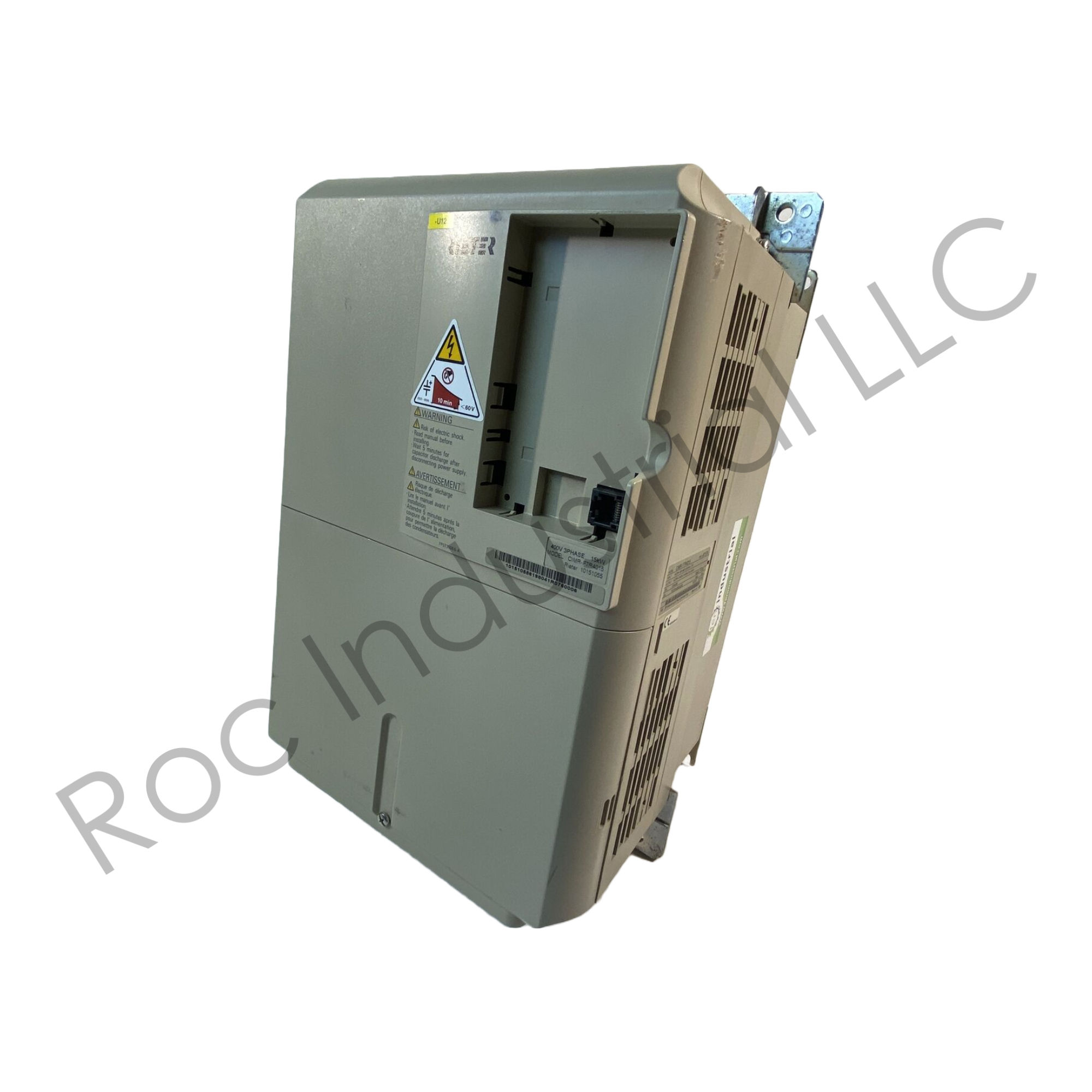 YASKAWA CIMR-F7R4015