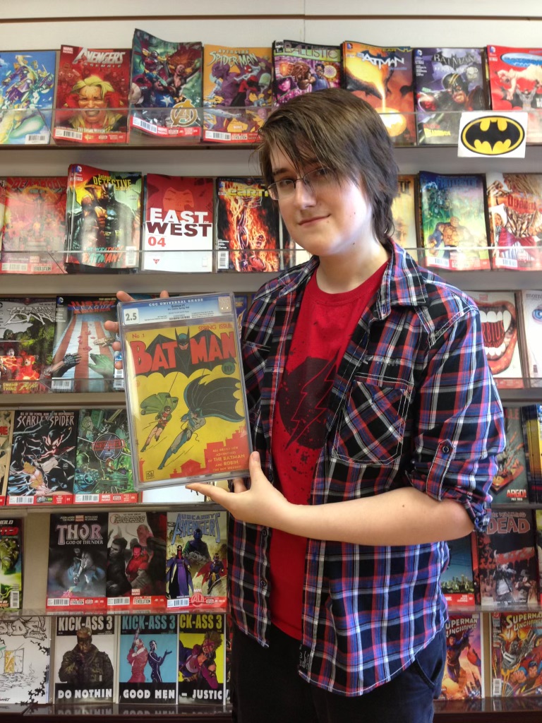Alex with/avec Batman #1 (1940)