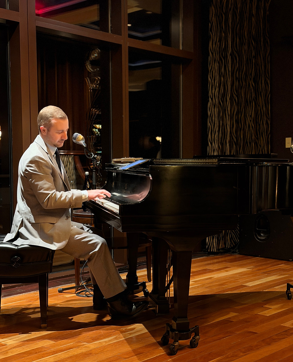 Executive Event Pianist, Steve Laureti.JPG