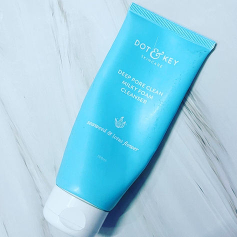 Dot & Key Deep Pore Clean Milky Foam Cleanser Review: A Refreshing Cleansing Experience !