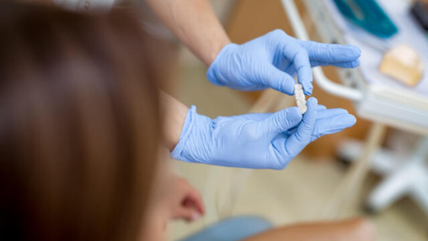 Factors That Affect the Price of a Dental Crown Treatment