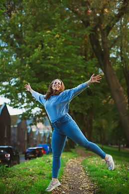 FlowWithCaitlin-AutumnPortraits_2024-0252.jpg