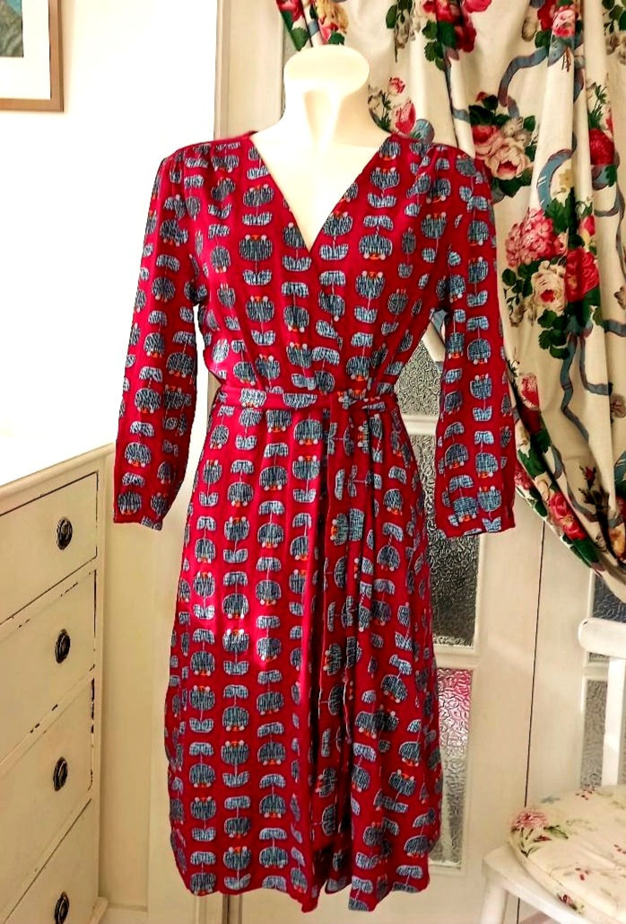 Geo flower dress in plum & grey