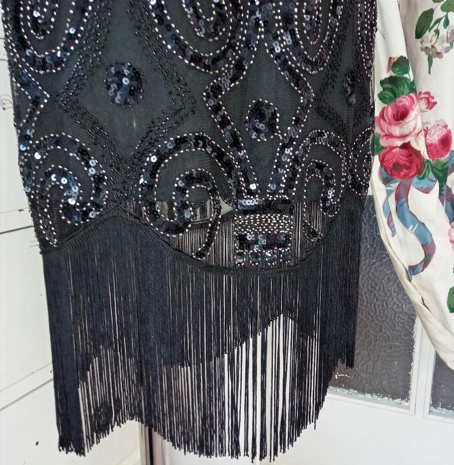 Thumbnail: Flapper bead and sequin dress in black