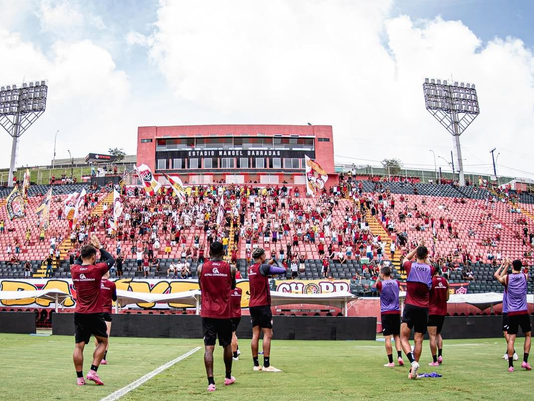 Treino aberto no Barradão reúne a Nação Rubro-Negra antes do duelo decisivo pela última rodada do Brasileirão.