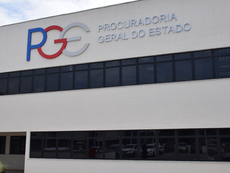 Decisão obriga farmacêutica a vender medicamento para AME ao Estado pelo mesmo valor praticado com a União, garantindo economia e proteção ao SUS.