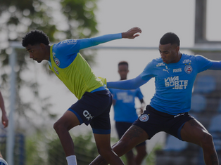 lenco do Bahia se reapresenta no CT Evaristo de Macedo e entra em regime de trabalho visando a partida contra o Red Bull Bragantino no próximo domingo.