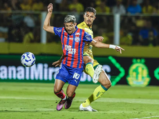 Após se machucar no duelo contra o Mirassol, Erick Pulga será reavaliado; atacante preocupa torcida e comissão técnica.