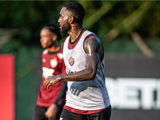 Após o empate sem gols com o Botafogo, o elenco do Vitória voltou aos trabalhos no CT Manoel Pontes Tanajura, focado na preparação para a sequência decisiva do Campeonato Brasileiro