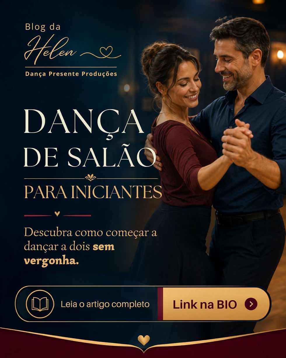 Casal adulto em aula de dança de salão para iniciantes dançando a dois com leveza e confiança.
