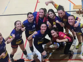 El Sènior femení tanca la temporada mantenint la categoria