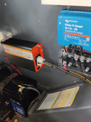 Système électrique du Fourgon de pompier aménagé par Tikavan