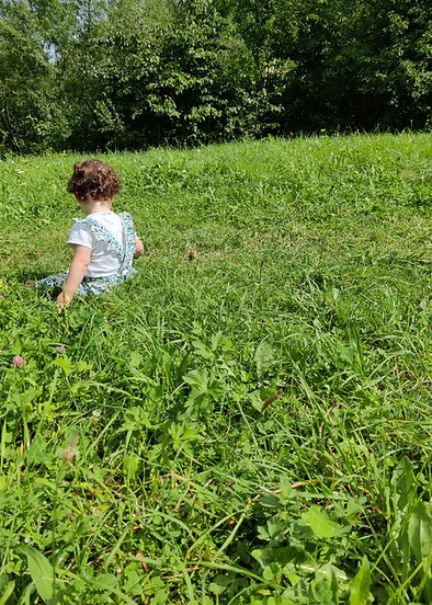 enfant dans la nature