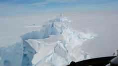 Giant Iceberg Breaks Away From Antarctic Ice Shelf