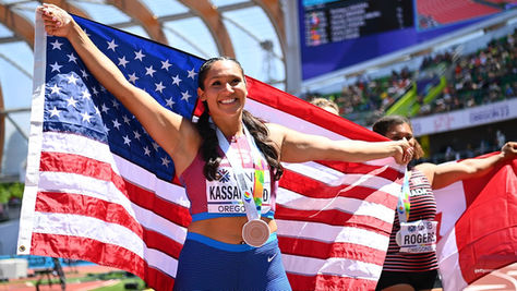 She spins! She wins!