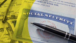 Do children who are born in the United States get a social security number?