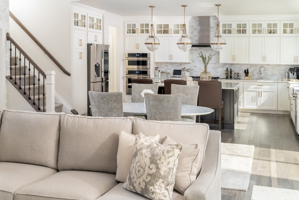 Huntingdon Valley, PA: Transitional Open Concept