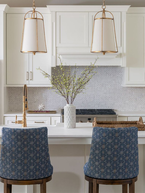 Lafayette Hill, PA: Pops of Blue