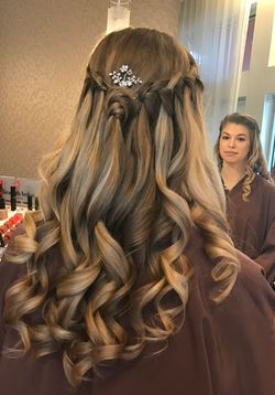 Prom updo