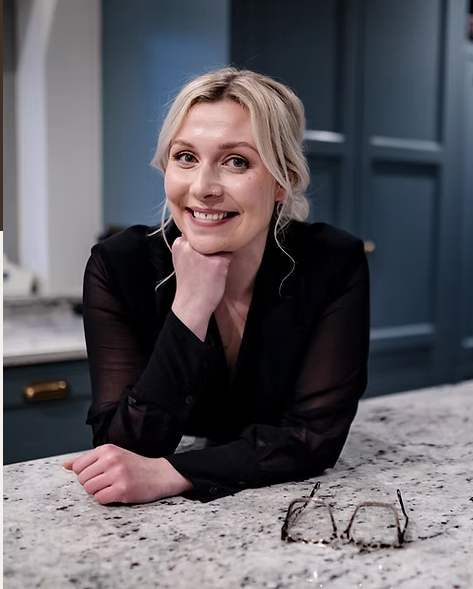 Shanice this business and life exists because of support you gave Emily Hamilton bespoke mentoring client transformation testimonial