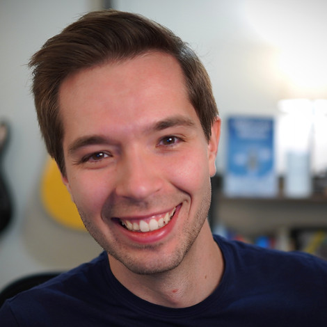 Headshot_edited.jpg