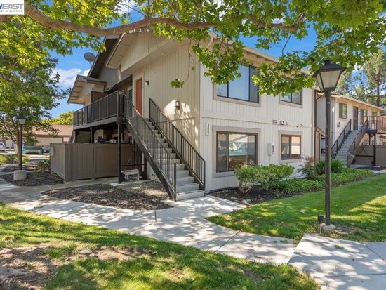 150 Aurora Plz, Union City
