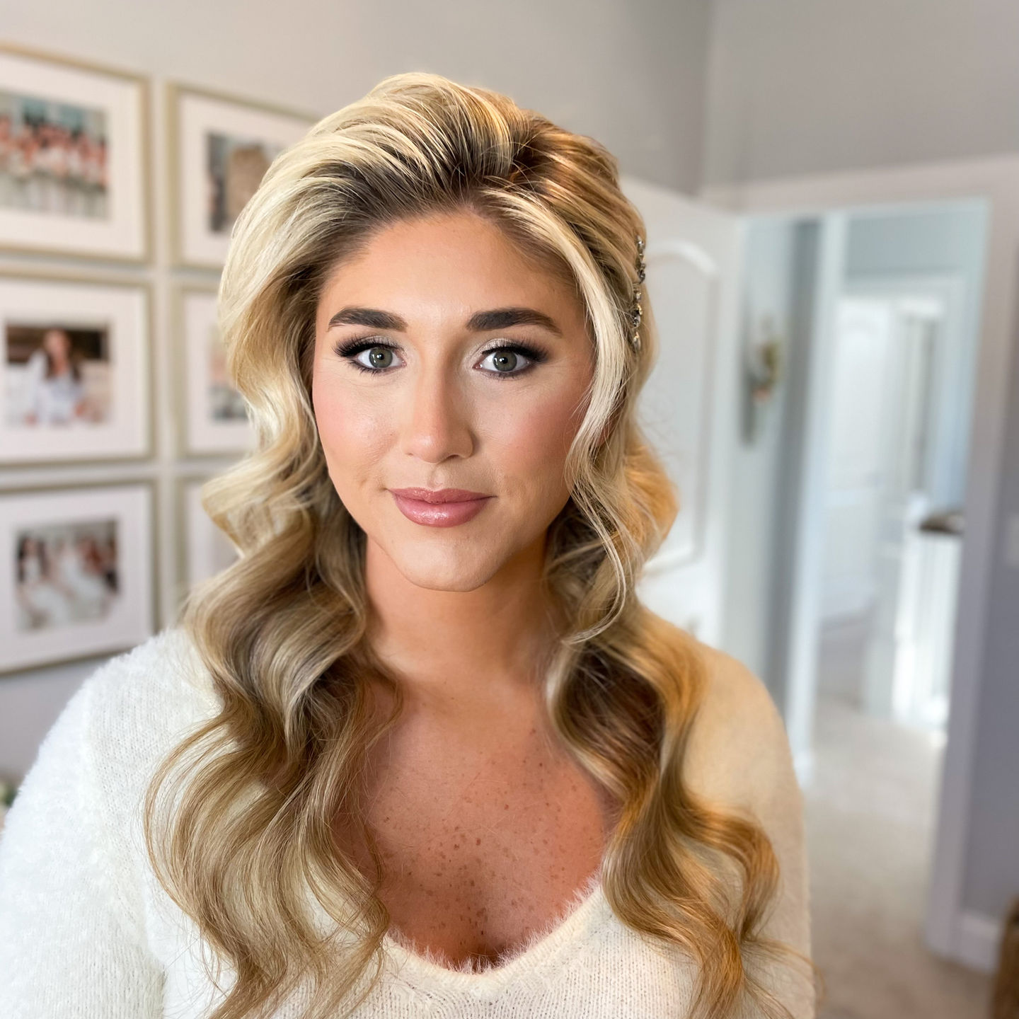 wedding hairstyle, wedding hair down, glam waves, loose waves, bridal hair, soft glam waves
