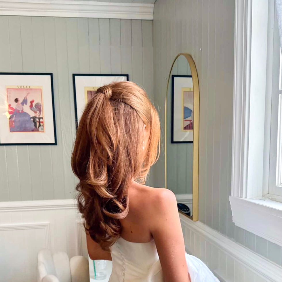 wedding hairstyle, half-up half-down hairstyle, hairstyle for bride, half-up hairstyle