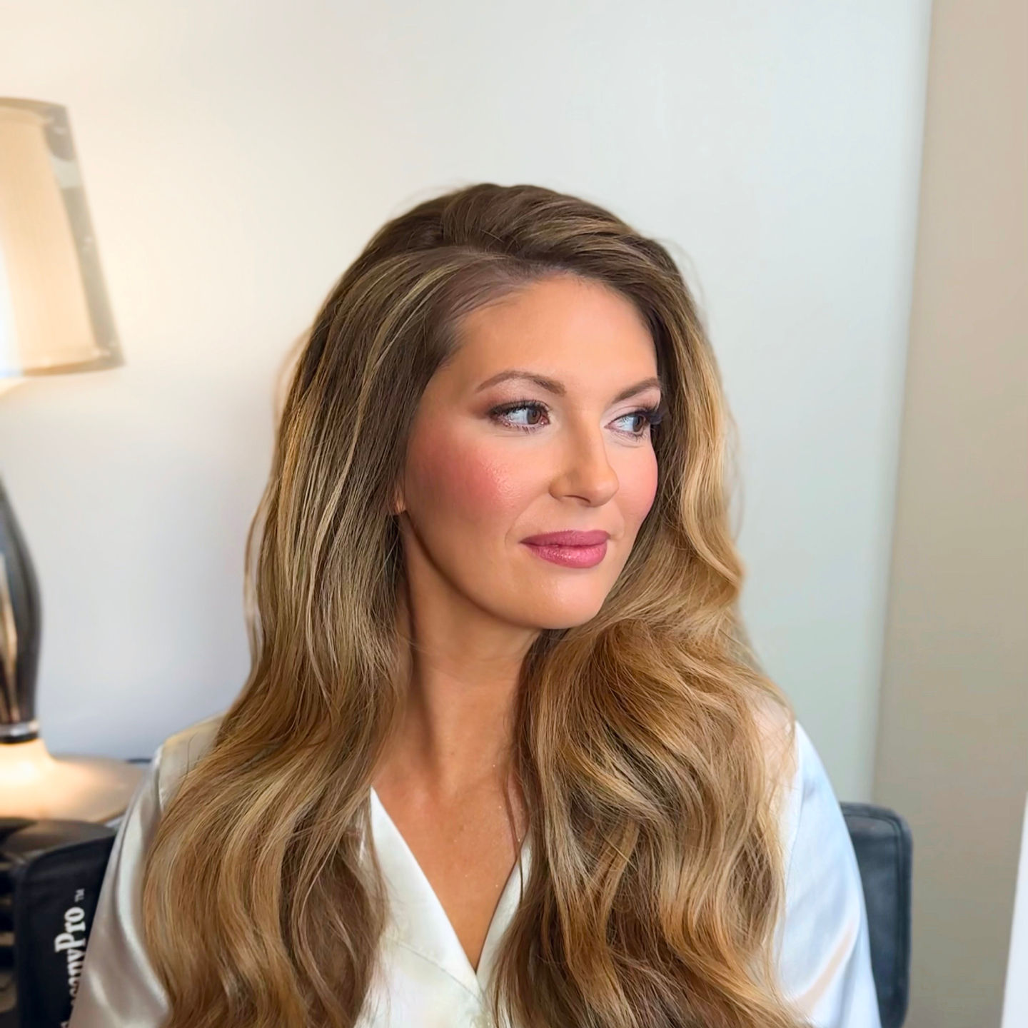 wedding hairstyle, wedding hair down, glam waves, loose waves, bridal hair, soft glam waves