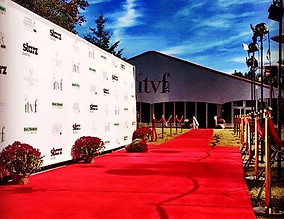 27972613_906099422902358_466955094157224