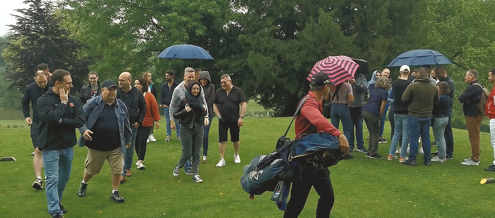 animation-team-building-golf-ballan-touraine-1_edited.jpg