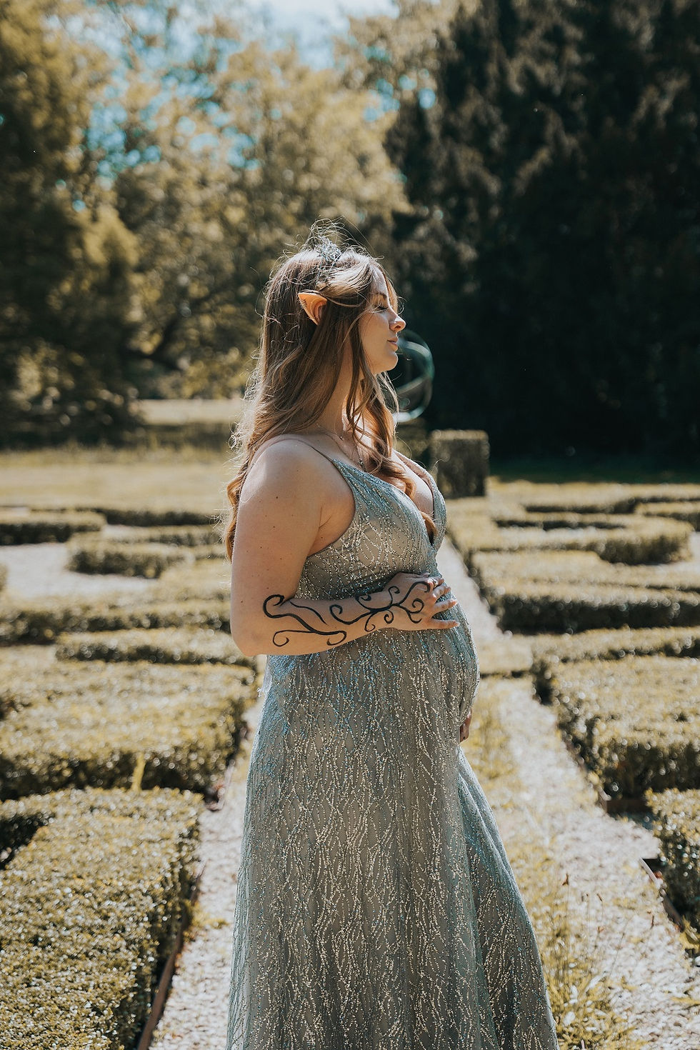 fantasy zwangerschapsshoot, a court of thorns and roses zwangerschapsshoot