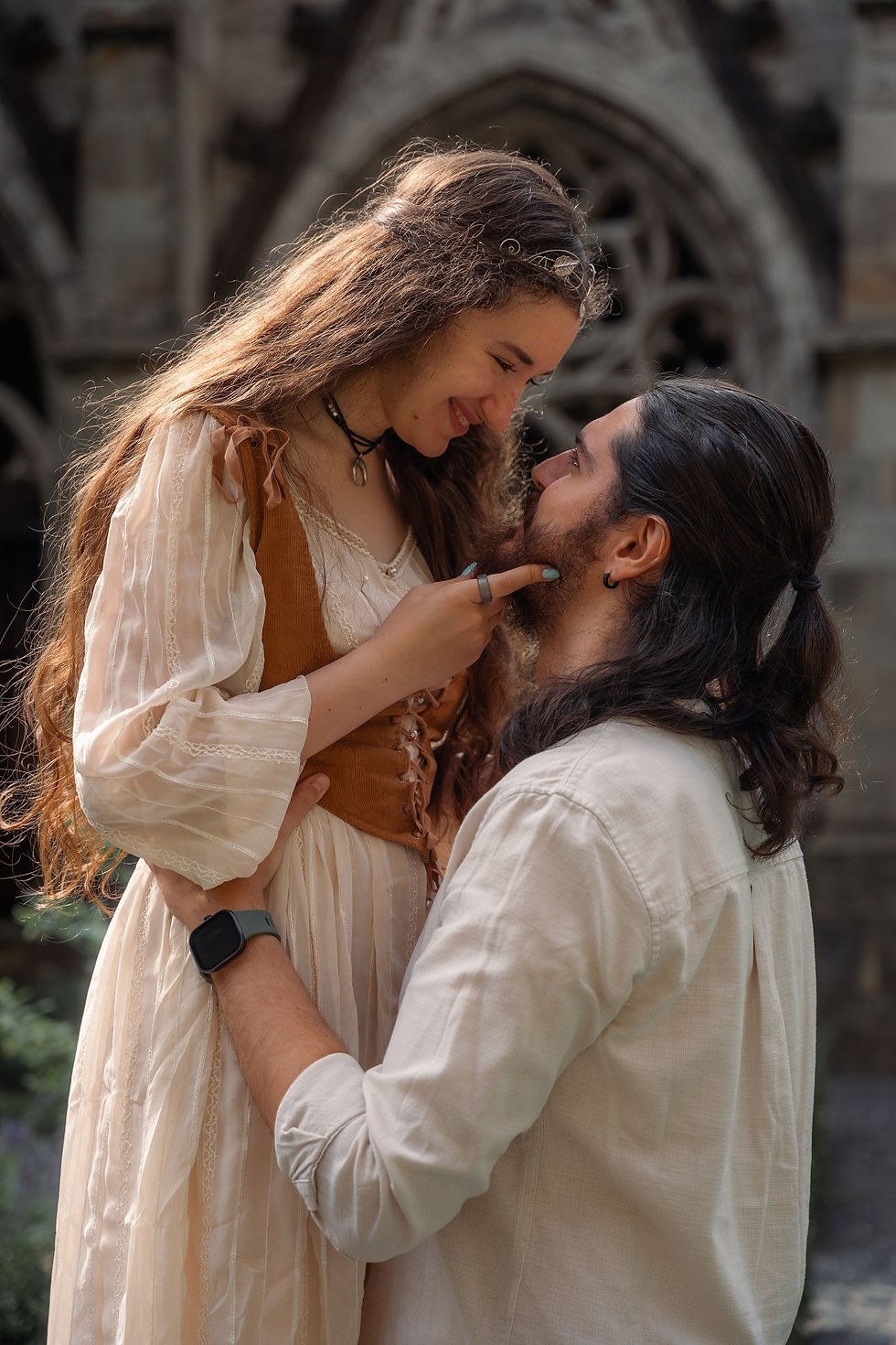 dark academia, koppelshoot, koppel, liefde, fantasy, sprookje, de dom. utrecht, fotograaf nederland, fantasy fotograaf, fantasy photographer