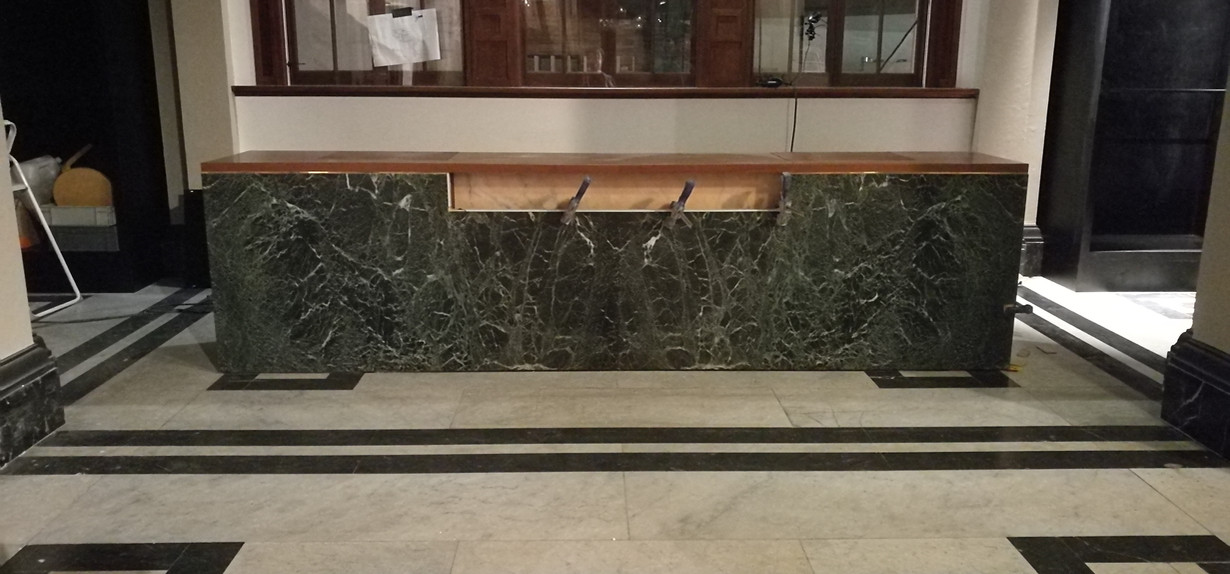 Reception desk