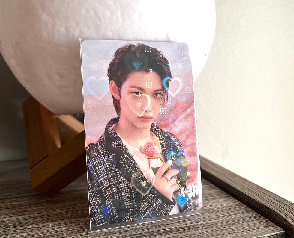 Thumbnail: Holo Designed Sleeves (25-Pack)