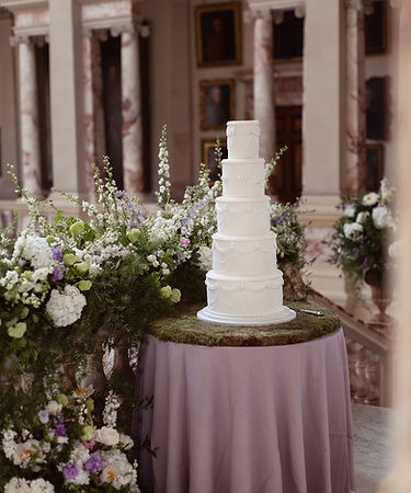 5 tier wedding cake delivered to Gosford House in East Lothian, Scotland, by luxury wedding cake maker Copper Rose, photographed by Craig & Eva Sanders, Fine Art Wedding Photographers