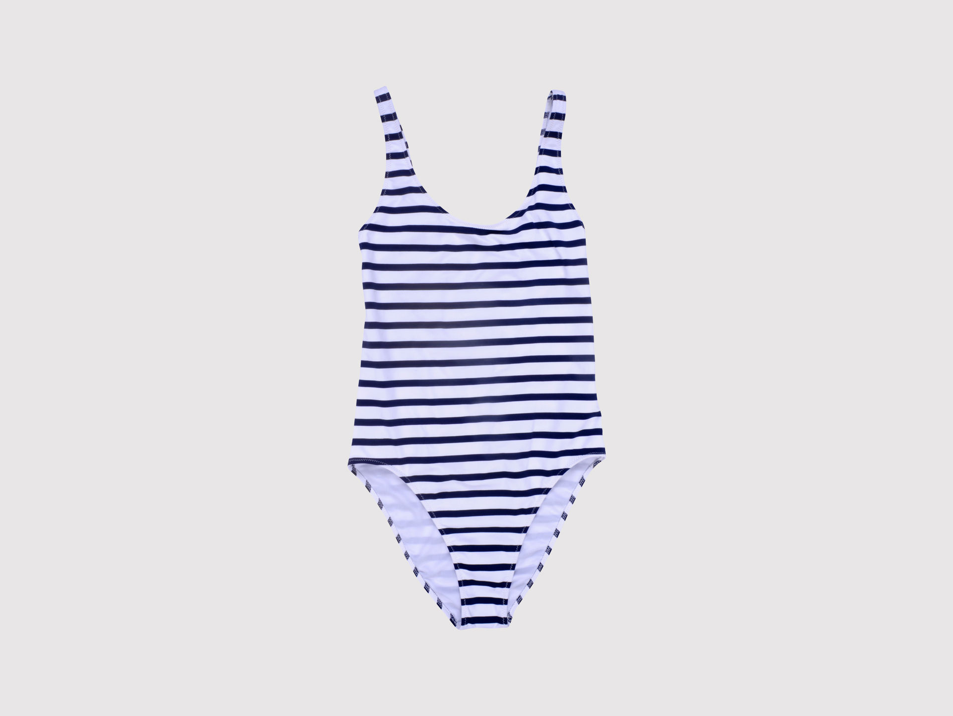 ชุดว่ายน้ำ ลายทาง