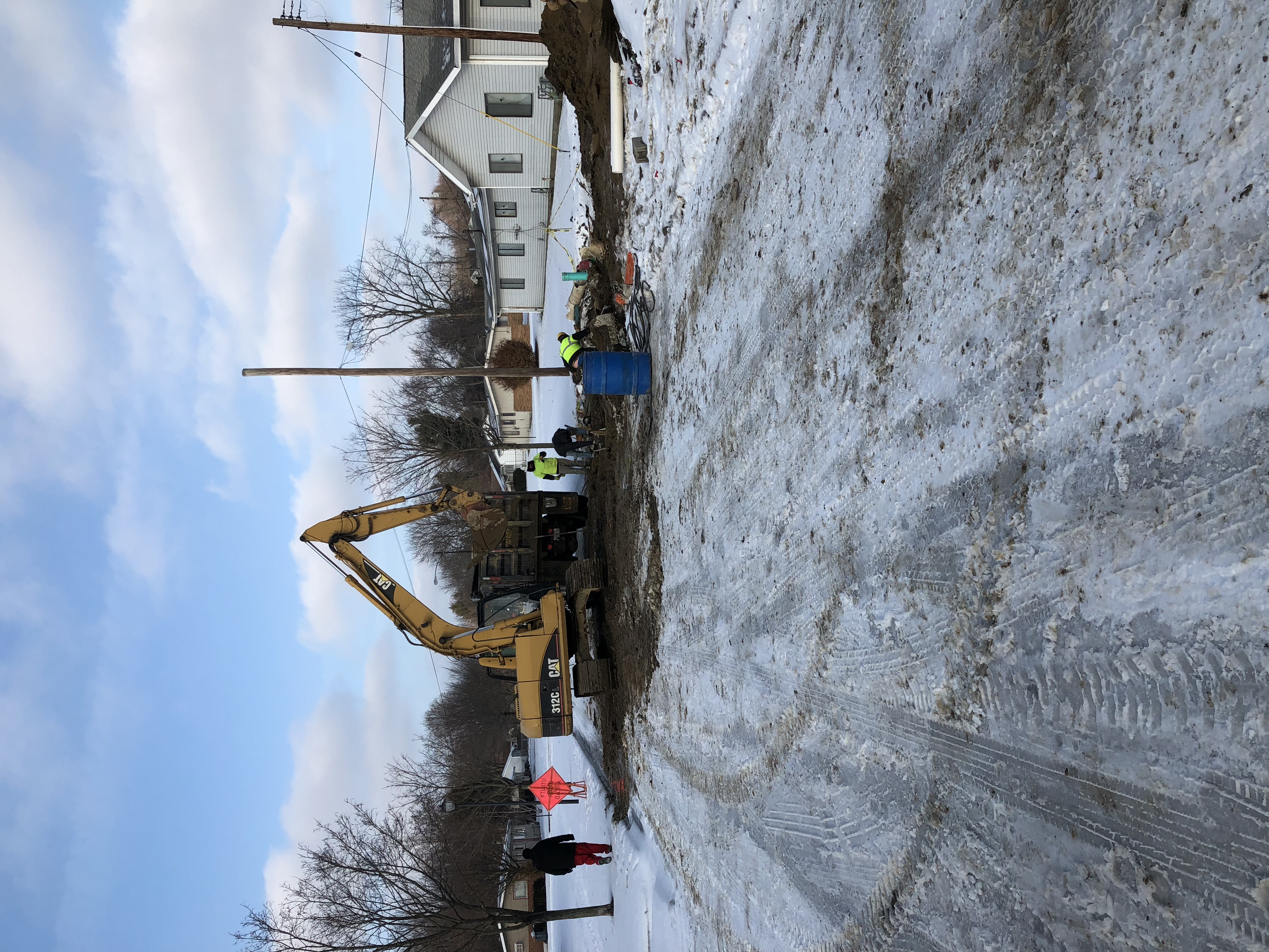Sanitary sewer installation_IMG_0386_02.