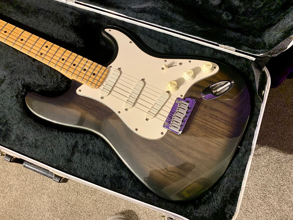 Thumbnail: FENDER STRAT PLUS DELUXE 1992